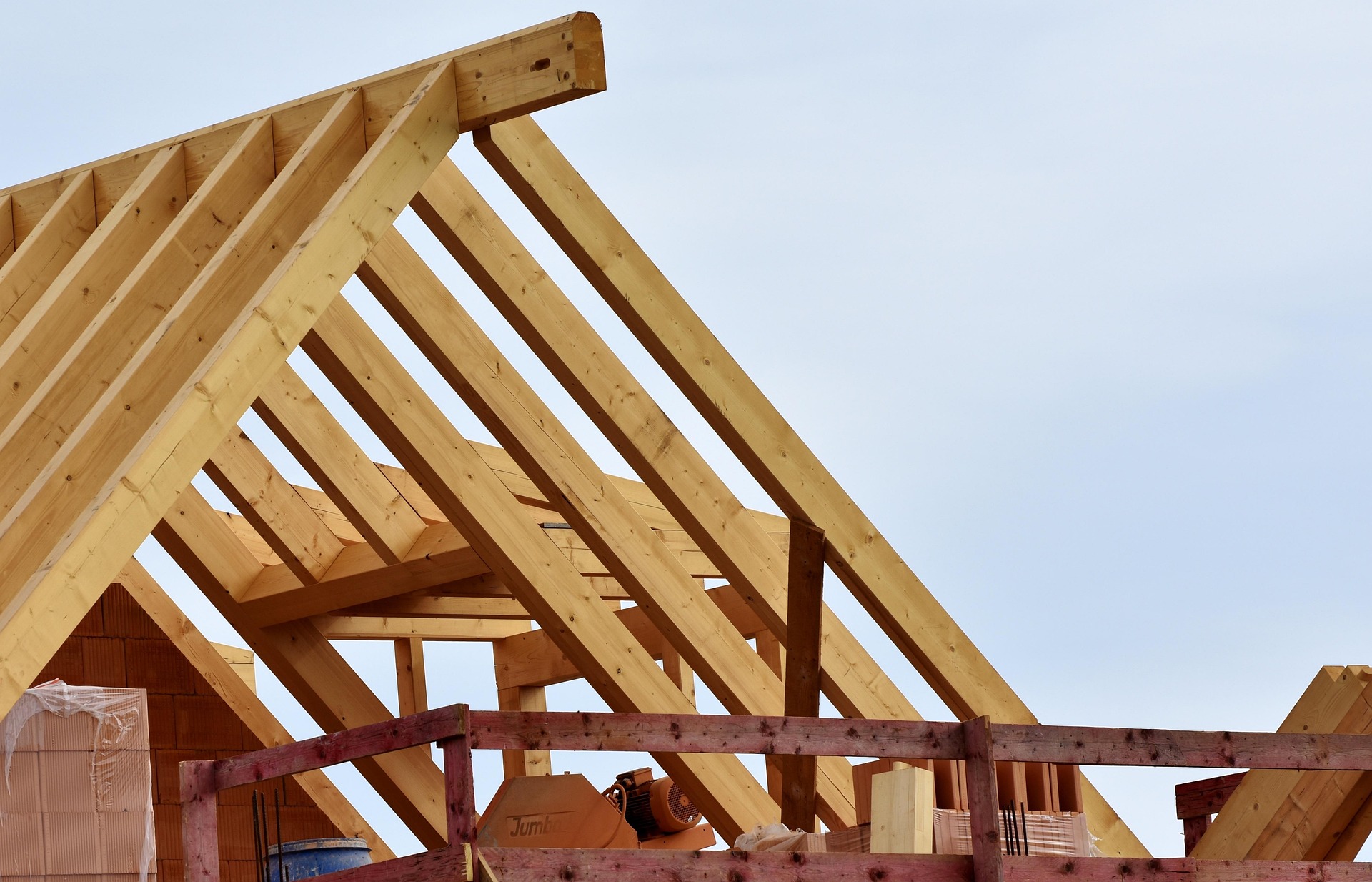 ralphs_fotos-roof-truss-3339206_1920
